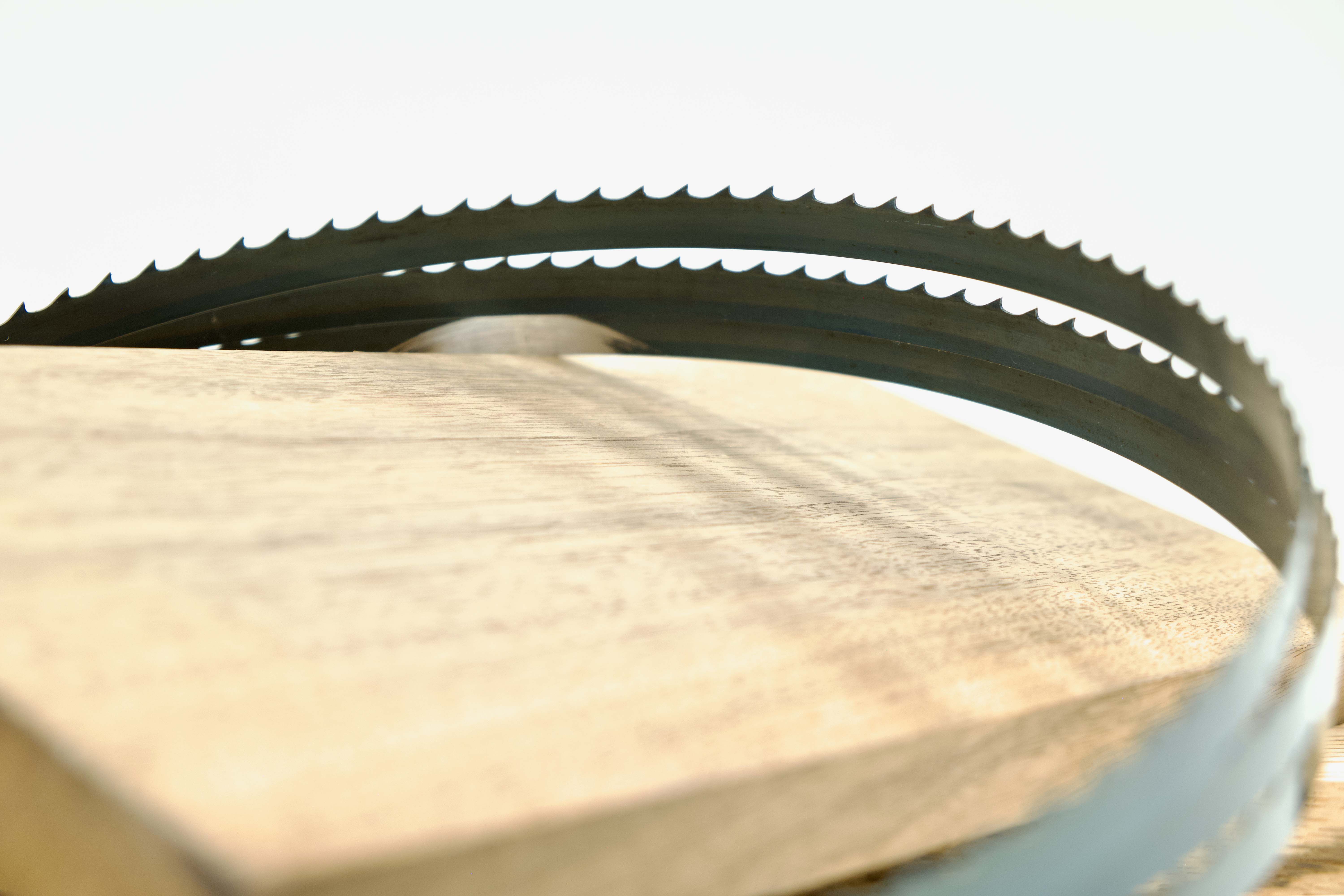 101 Inch Carbon Bandsaw Blade 3-Pack – 3/8" X 6 TPI, SK5 Spring Steel, Sharp Wood Cutting Blade For Soft & Hard Wood