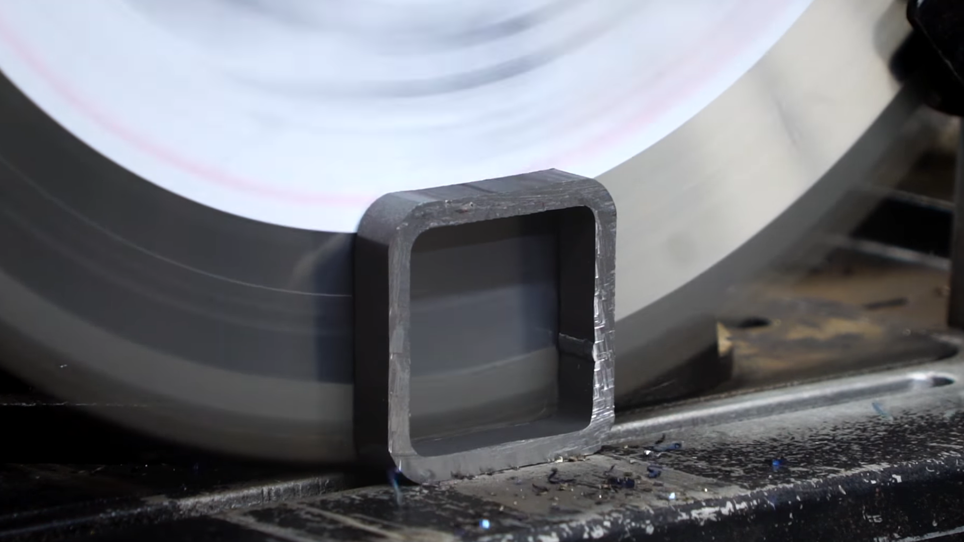 A Comprehensive Guide to Positioning Material on Your Circular Saw