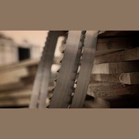 Band saw blade for portable sawmills can cut raw logs into lumber